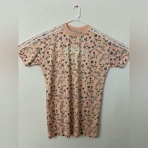 ADIDAS FLORAL XL T-SHIRT